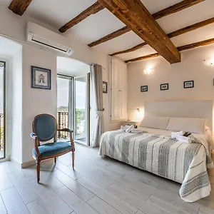 Karalis Relais Privato Con Jacuzzi Appartamento